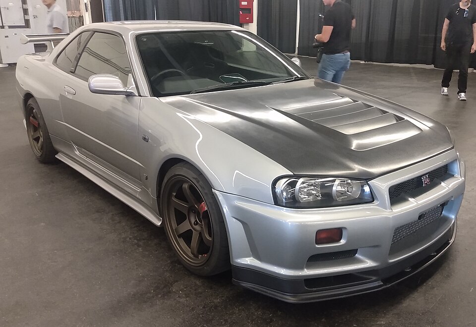 Silver 1999 Nissan Skyline GT-R R34
